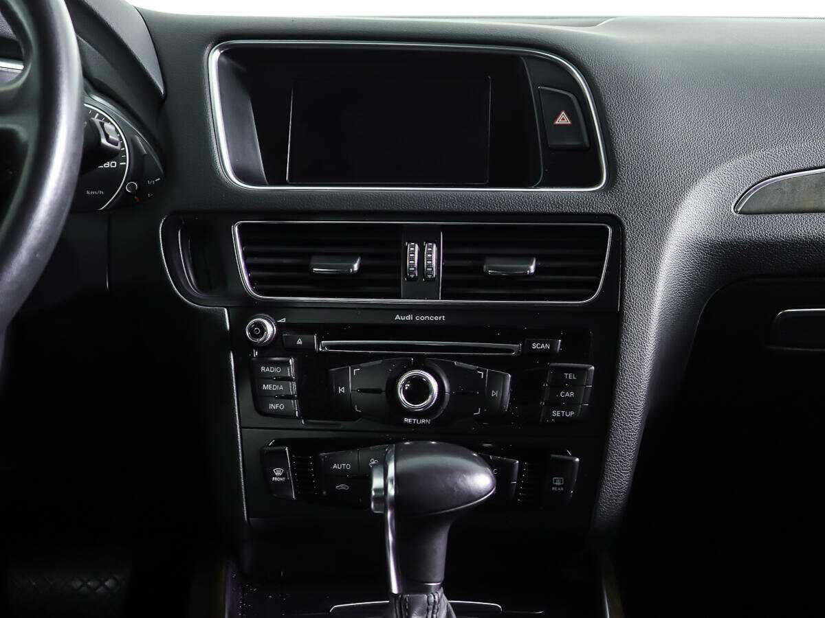 Б/У Ауди К5 2014 года. Фото: #9