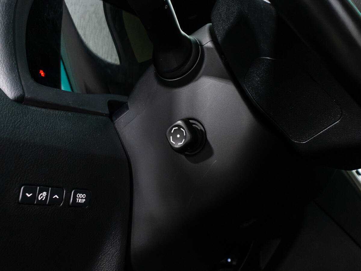 Б/У Лексус Р-Икс 2012 года. Фото: #20