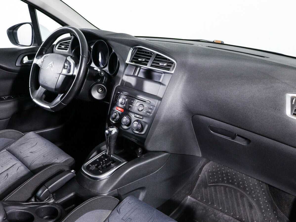 Б/У Ситроен Ц4 2012 года. Фото: #6