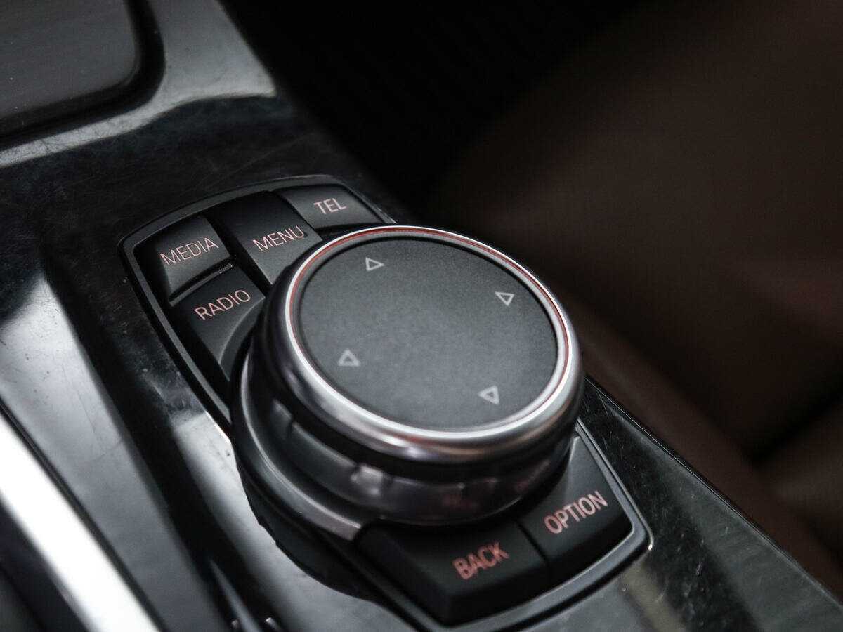 Б/У БМВ 5 серии 2016 года. Фото: #16