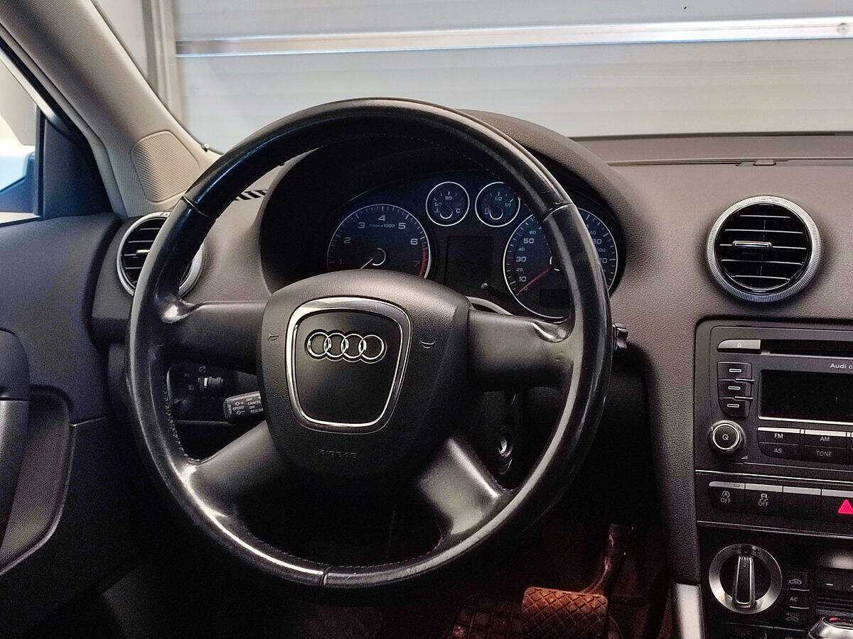 Б/У Ауди А3 2012 года. Фото: #9