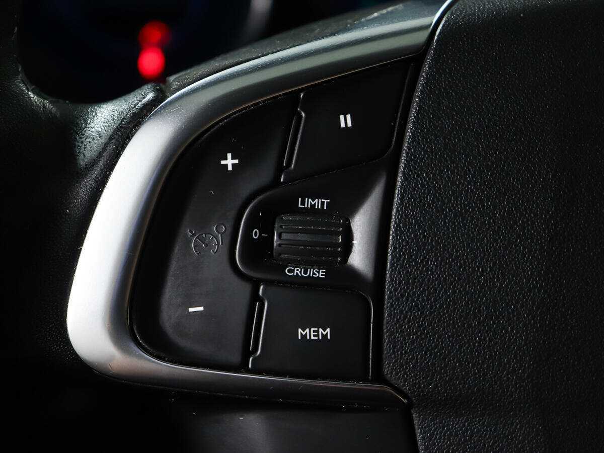 Б/У Ситроен Ц4 2014 года. Фото: #17