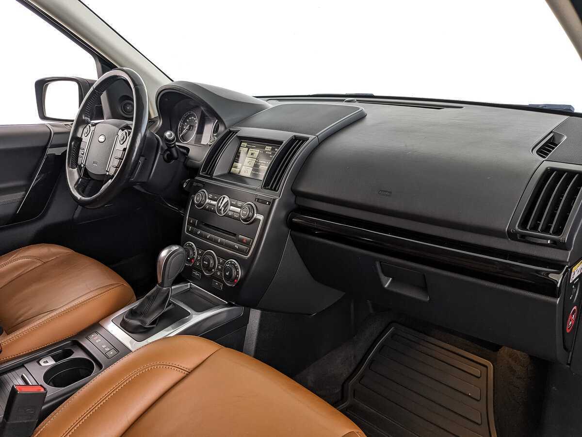 Б/У Лэнд Ровер Фрилендер 2014 года. Фото: #8