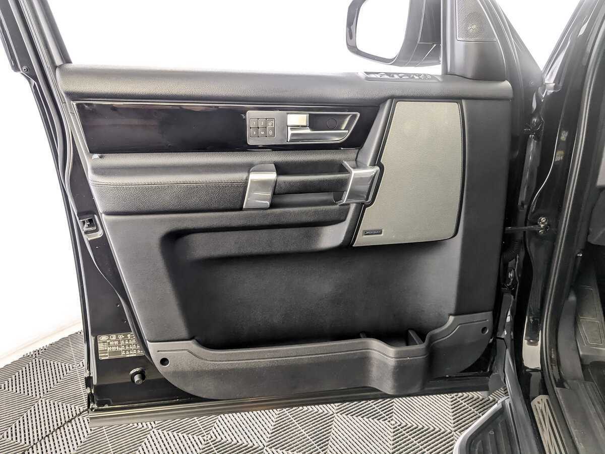 Б/У Лэнд Ровер Дискавери 2014 года. Фото: #14