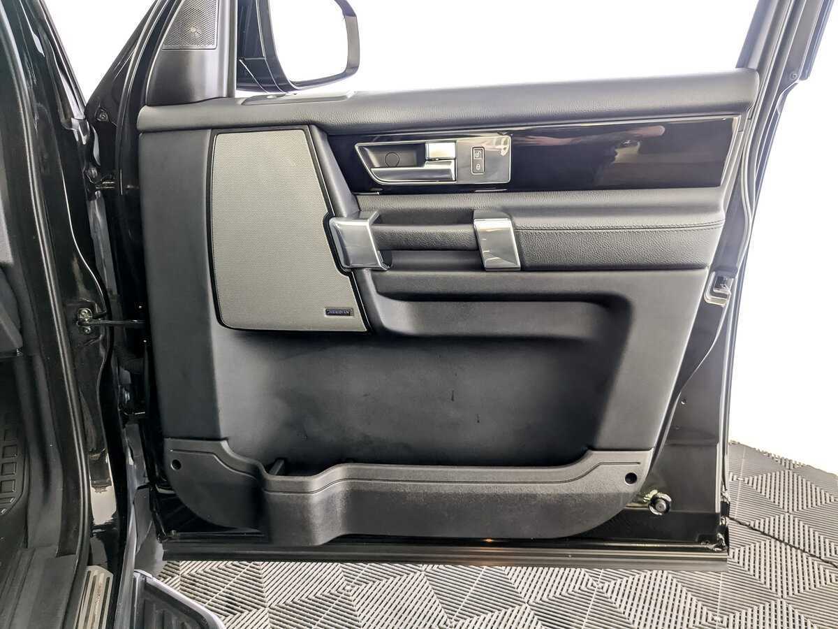 Б/У Лэнд Ровер Дискавери 2014 года. Фото: #21