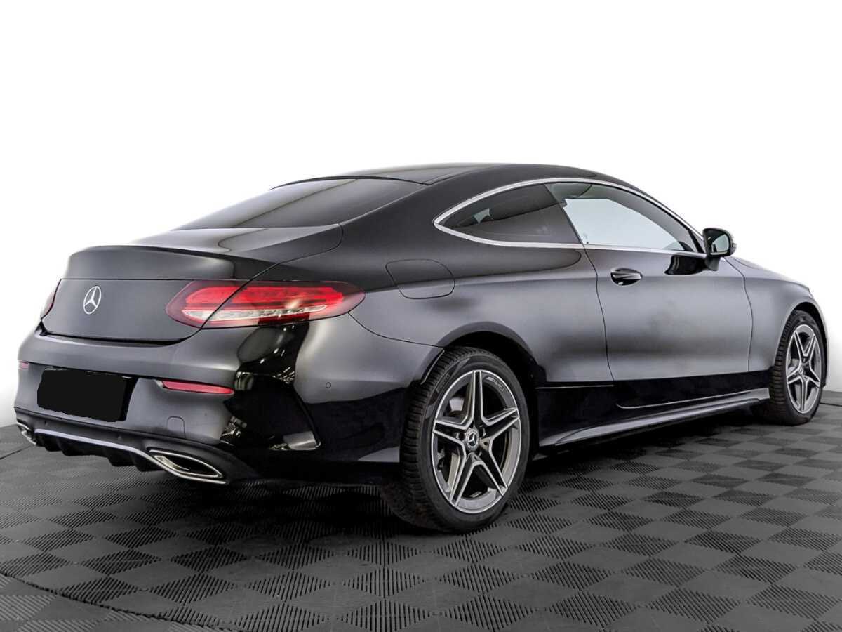 Б/У Мерседес-Бенц Ц-Класс 2018 года. Фото: #4