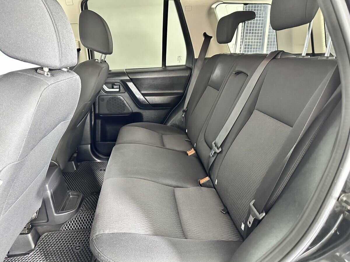 Б/У Лэнд Ровер Фрилендер 2014 года. Фото: #15