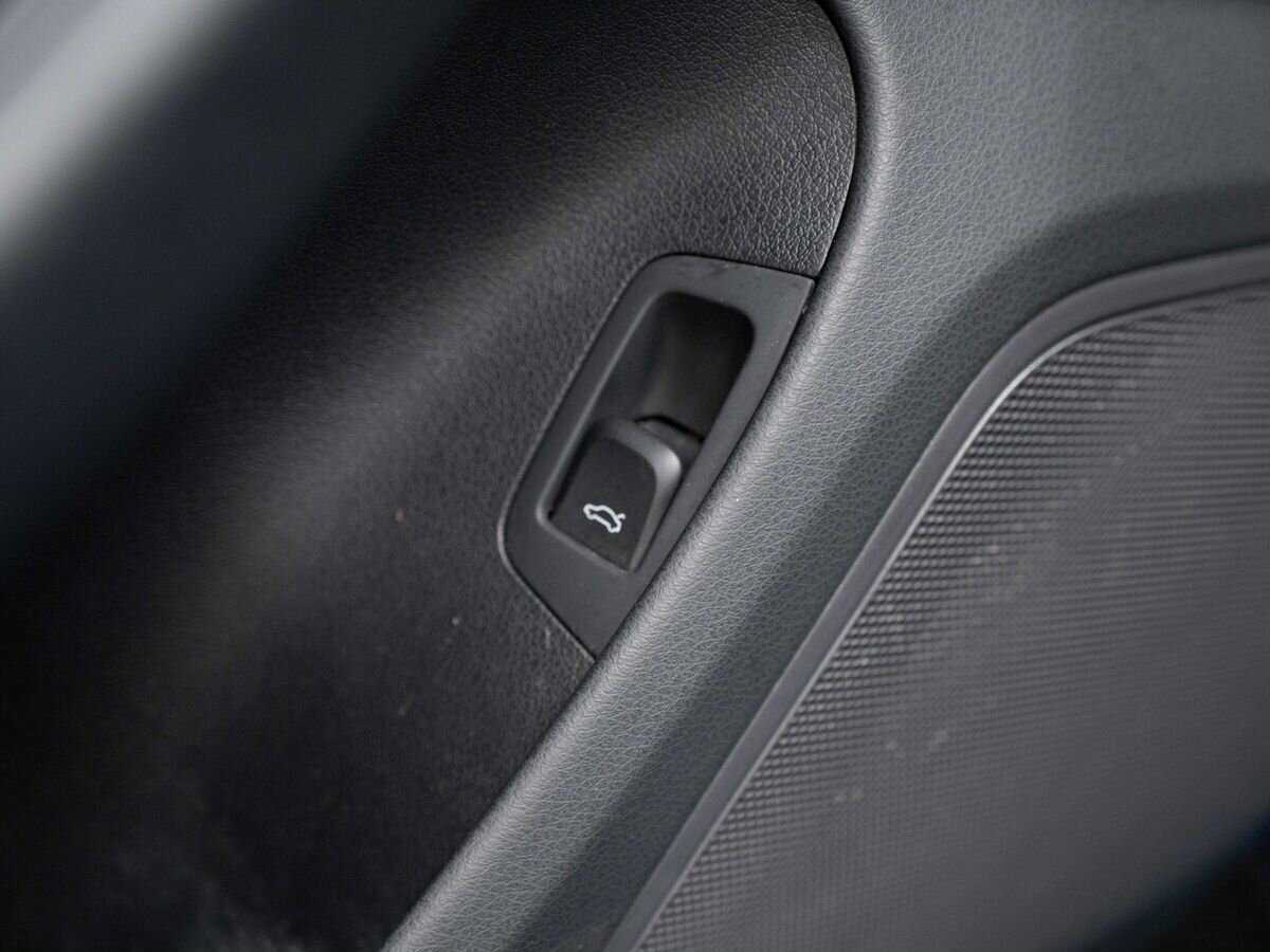 Б/У Ауди К3 2017 года. Фото: #19