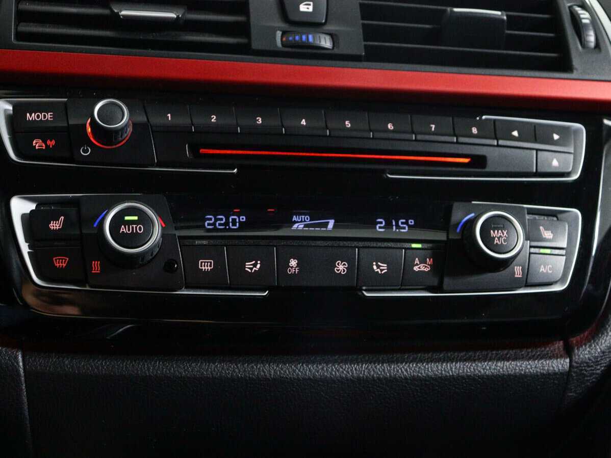 Б/У БМВ 3 серии 2016 года. Фото: #15