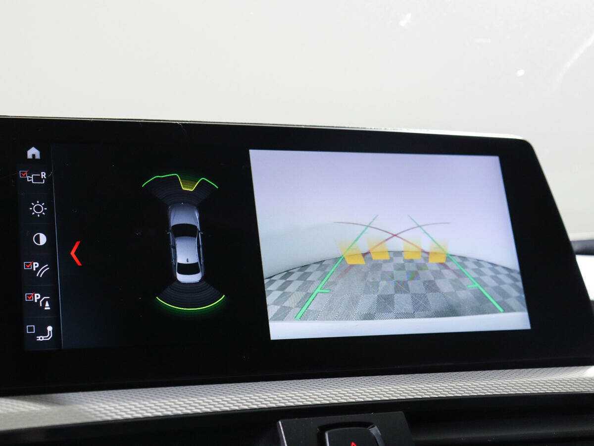 Б/У БМВ 3 серии 2015 года. Фото: #19