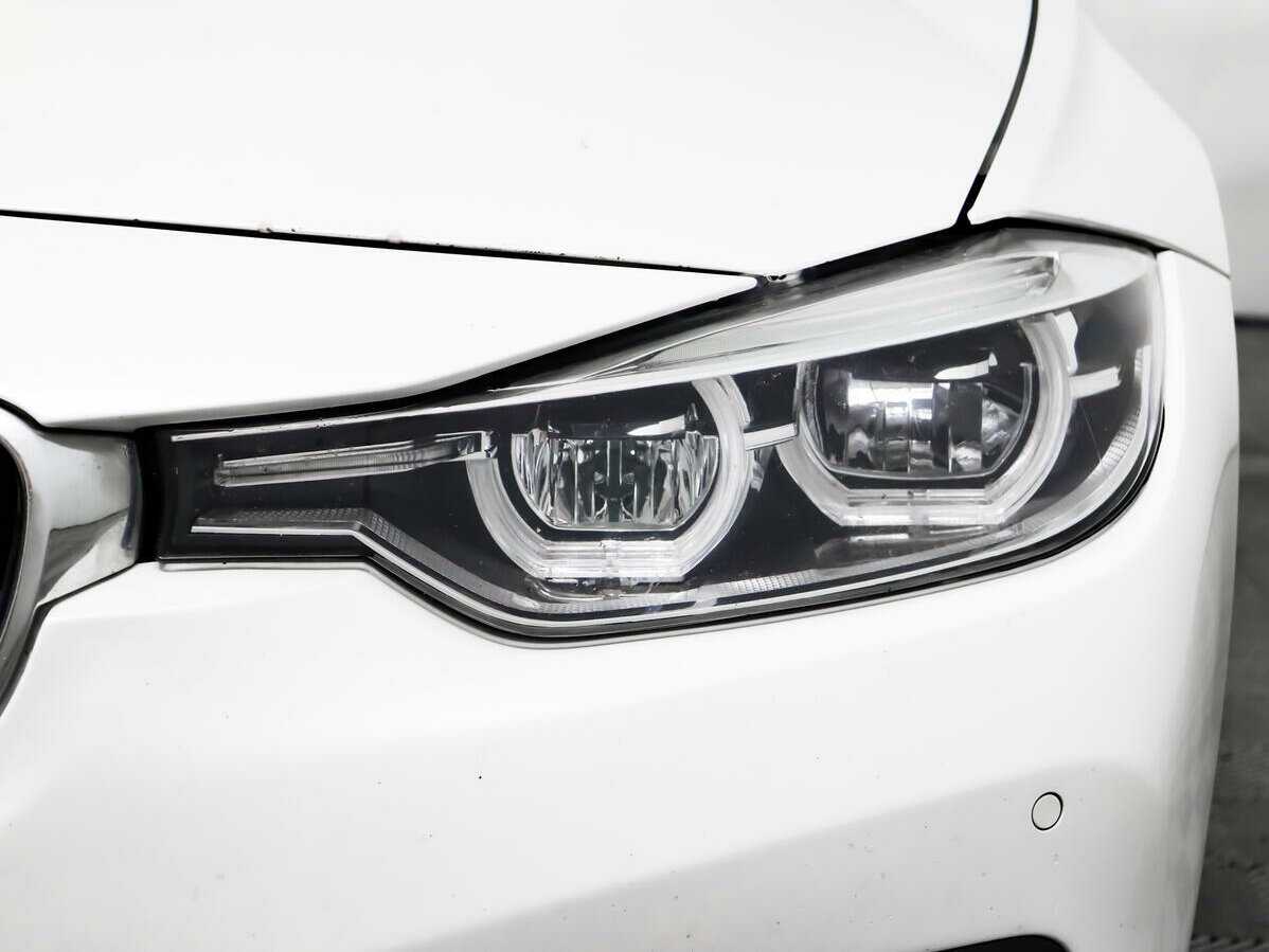 Б/У БМВ 3 серии 2018 года. Фото: #12