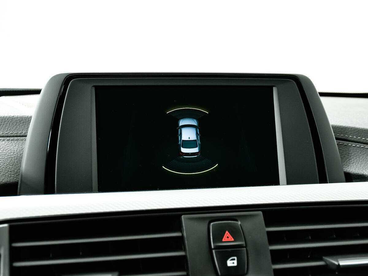 Б/У БМВ 3 серии 2018 года. Фото: #14