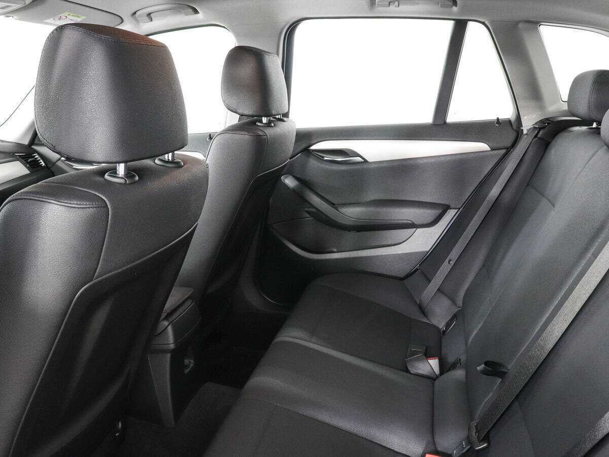 Б/У БМВ Икс1 2013 года. Фото: #13