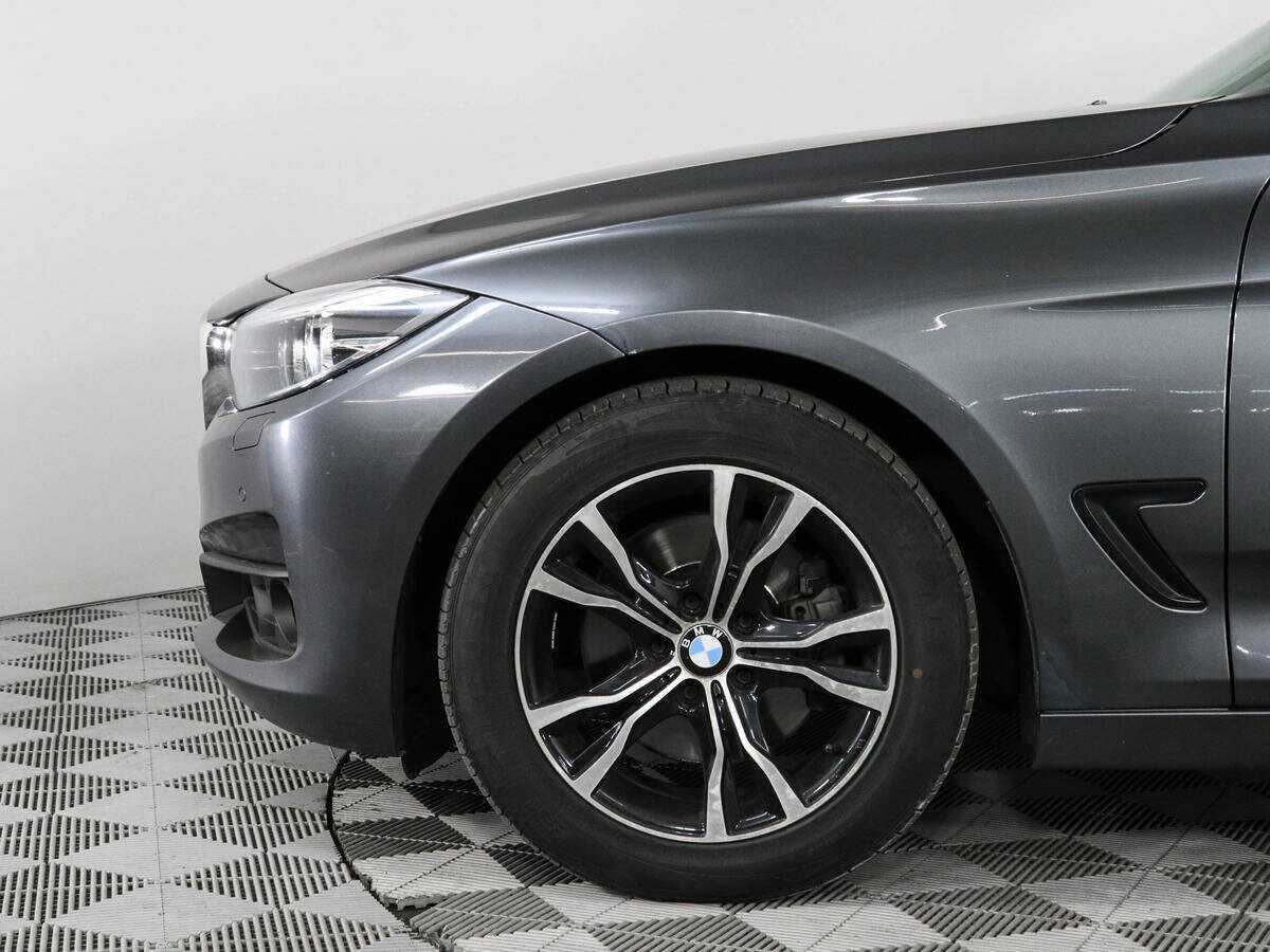 Б/У БМВ 3 серии 2017 года. Фото: #7