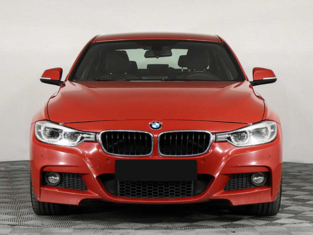 Б/У БМВ 3 серии 2018 года. Фото: #2