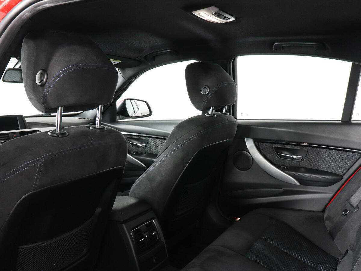 Б/У БМВ 3 серии 2018 года. Фото: #13