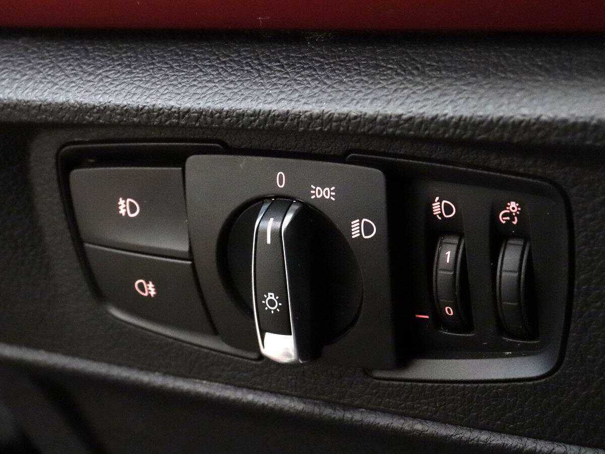 Б/У БМВ 1 серии 2012 года. Фото: #11