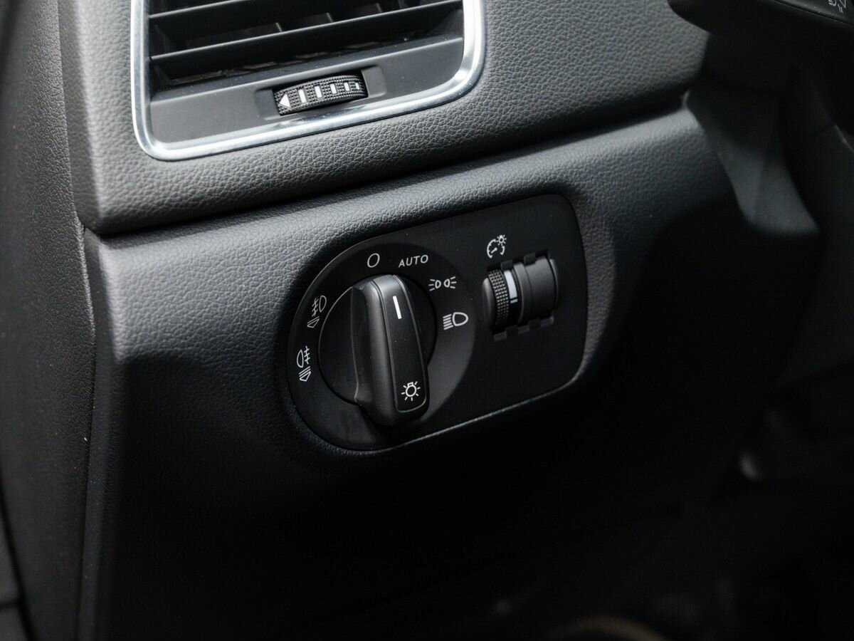 Б/У Ауди К3 2014 года. Фото: #15