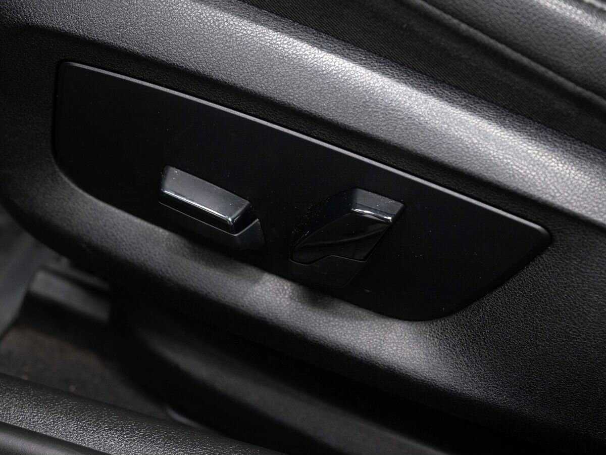 Б/У БМВ 5 серии 2019 года. Фото: #21