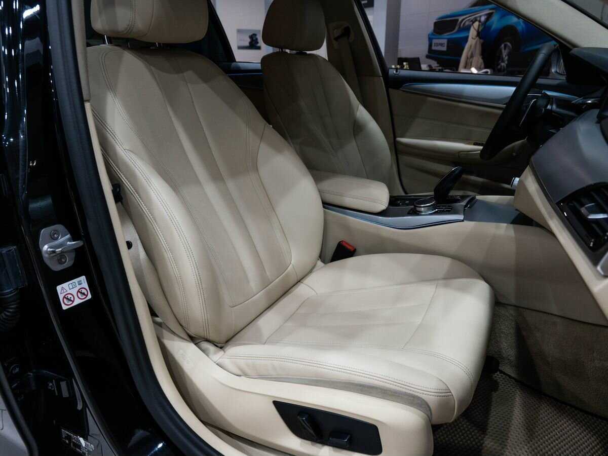 Б/У БМВ 5 серии 2017 года. Фото: #7