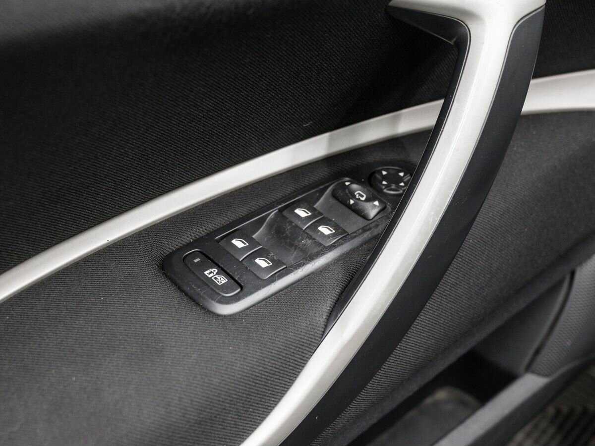 Б/У Ситроен Ц5 2012 года. Фото: #14