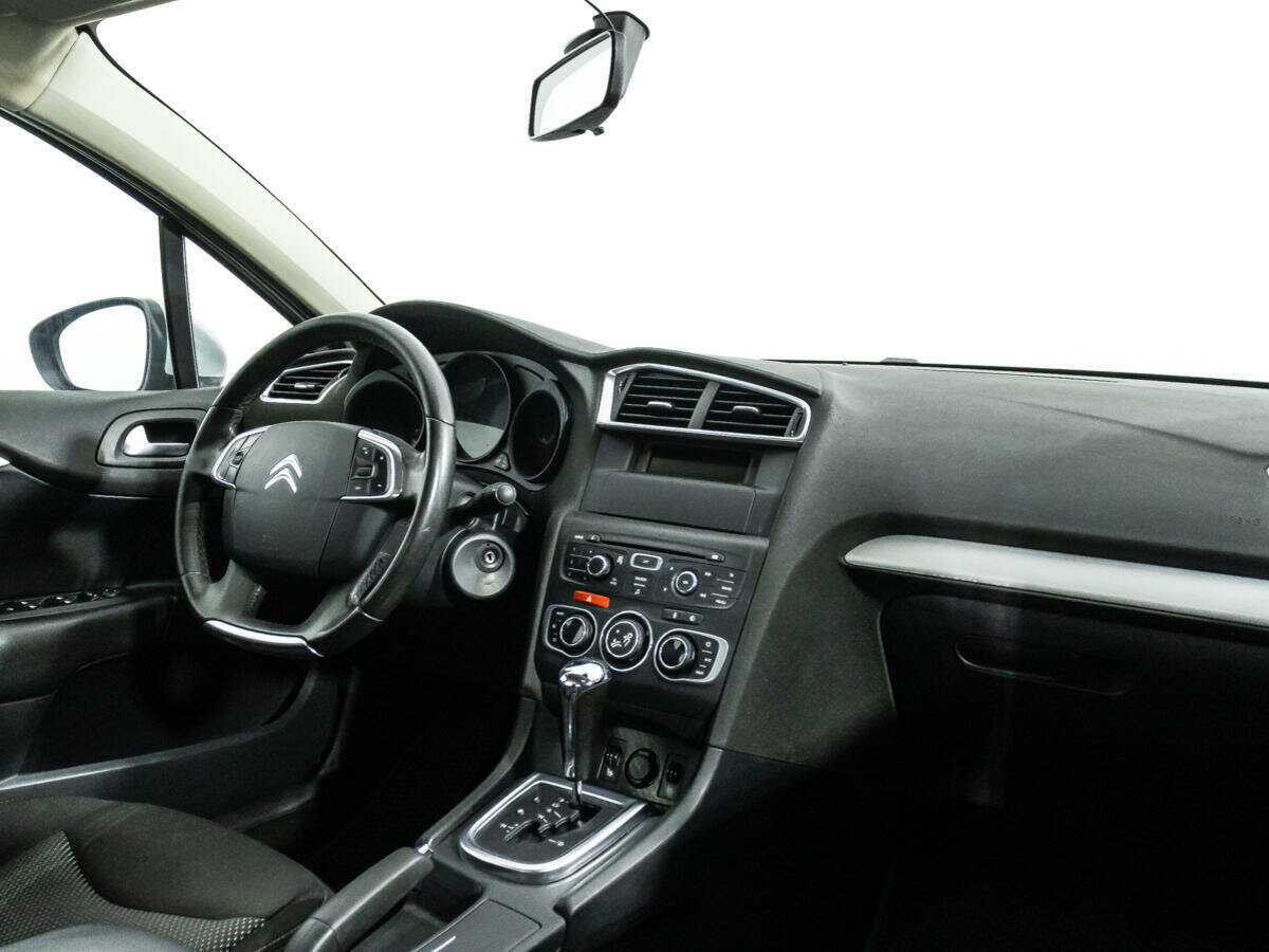 Б/У Ситроен Ц4 2014 года. Фото: #8