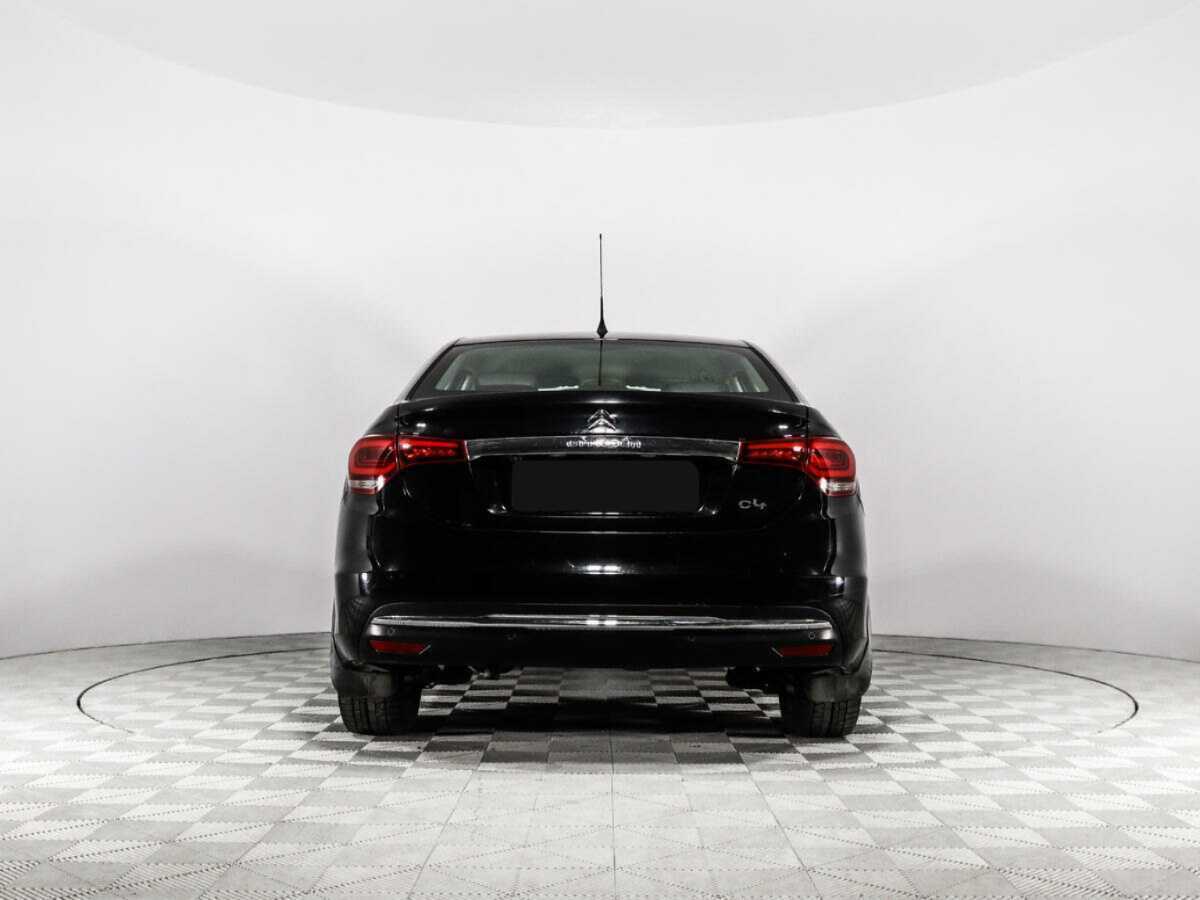 Б/У Ситроен Ц4 2017 года. Фото: #5