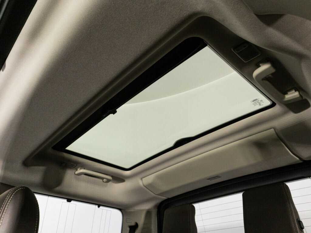 Б/У Лэнд Ровер Дискавери 2013 года. Фото: #17