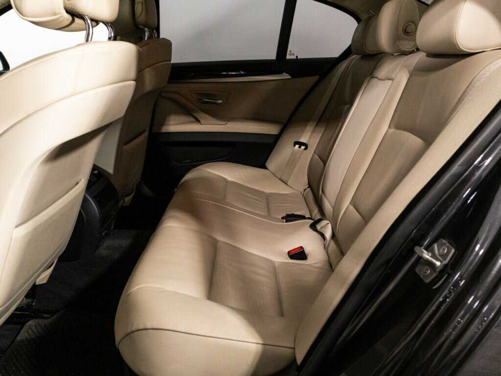 Б/У БМВ 5 серии 2012 года. Фото: #9