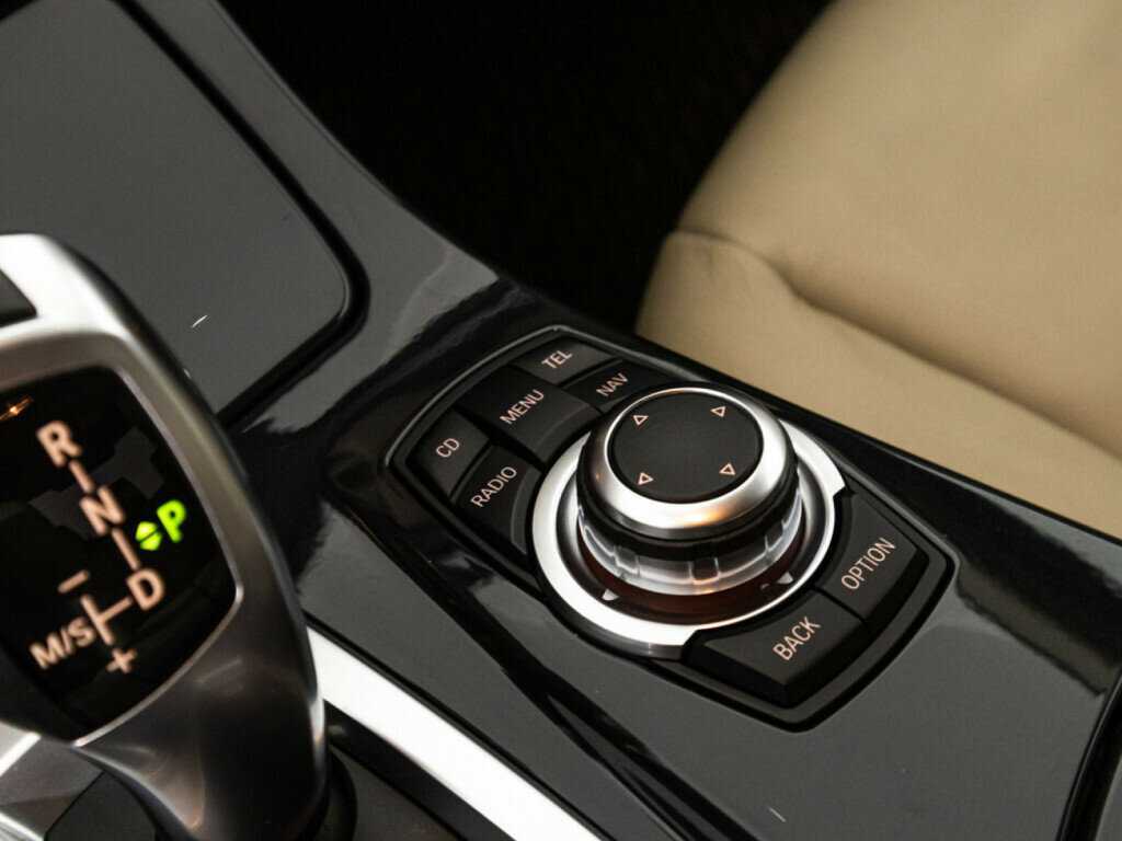 Б/У БМВ 5 серии 2012 года. Фото: #18