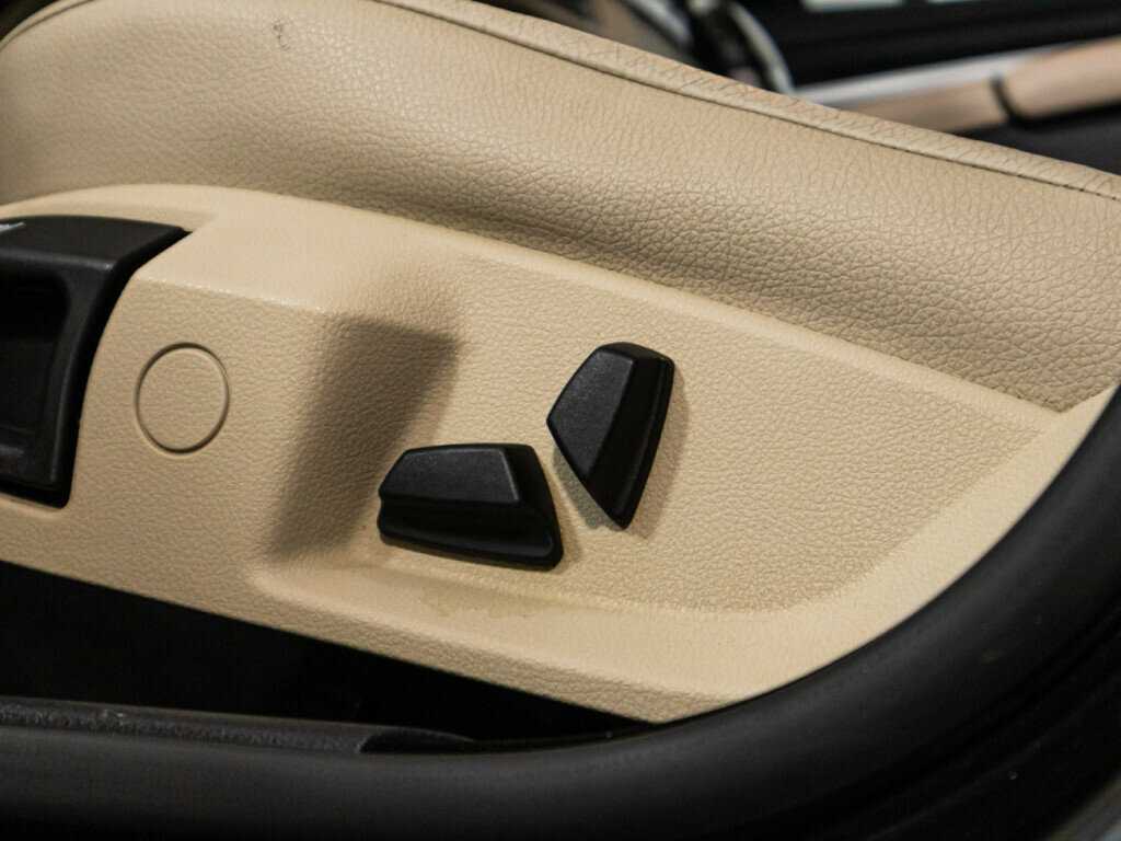 Б/У БМВ 5 серии 2012 года. Фото: #19