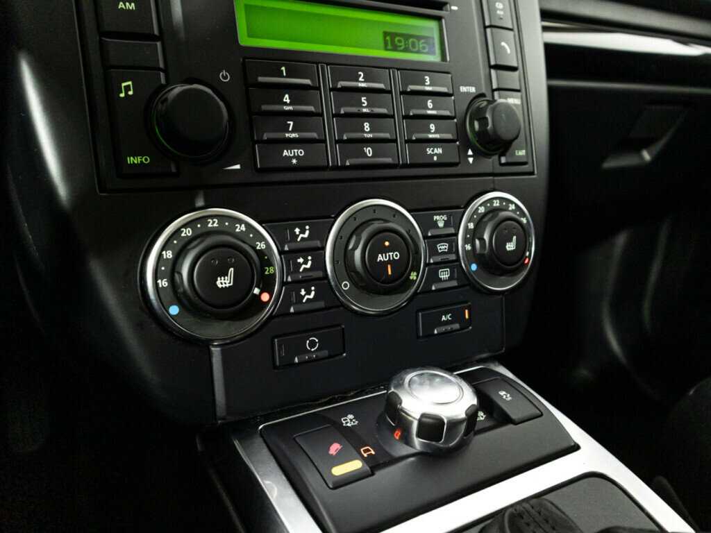 Б/У Лэнд Ровер Фрилендер 2012 года. Фото: #14