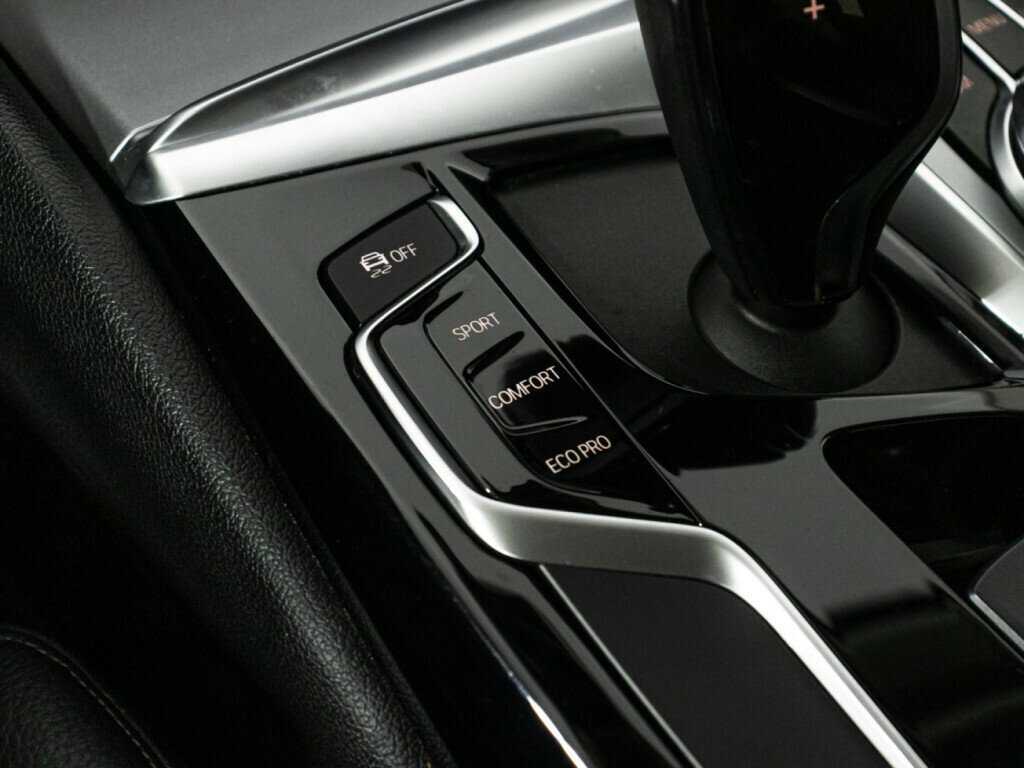 Б/У БМВ 5 серии 2018 года. Фото: #19