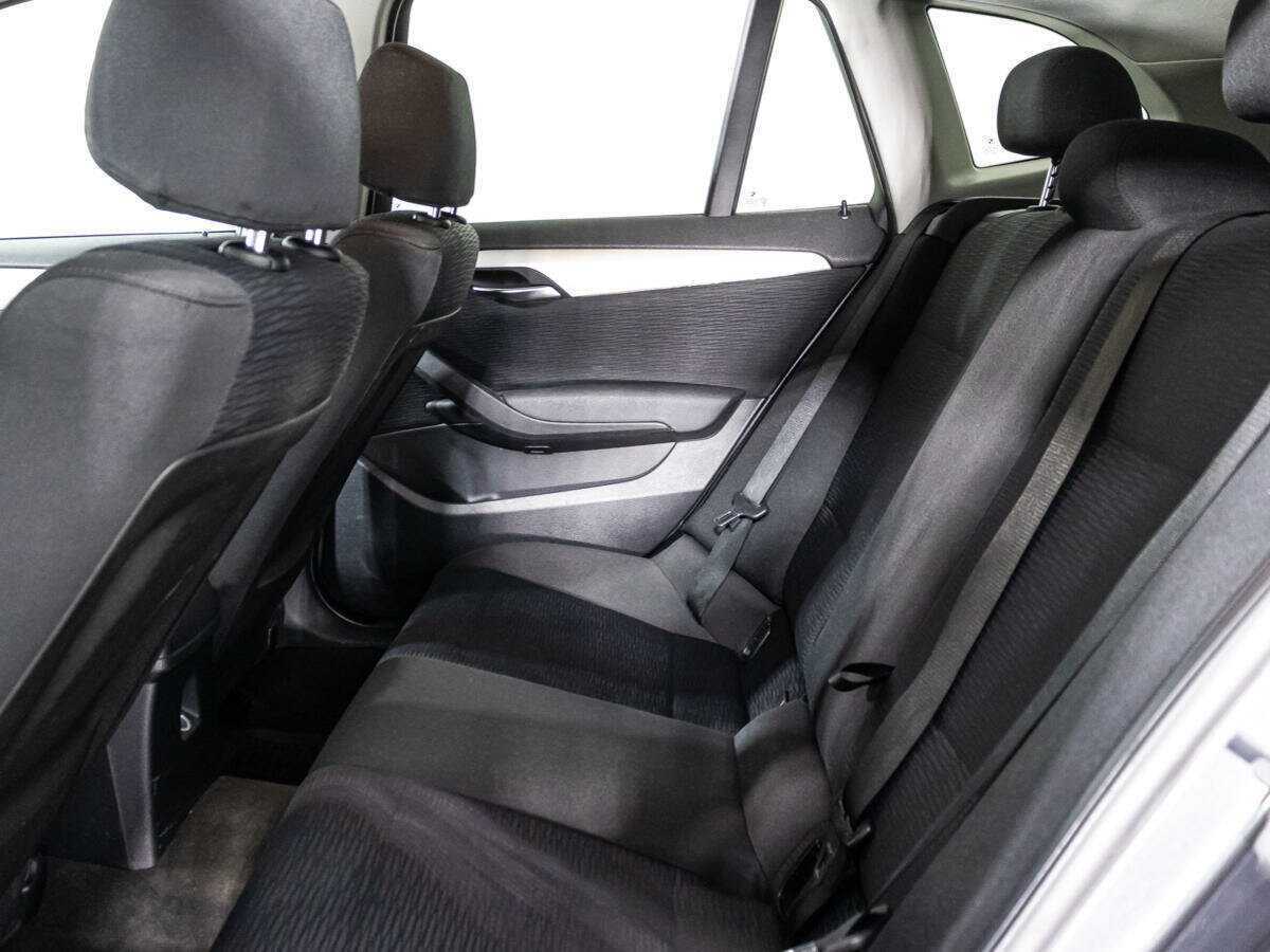 Б/У БМВ Икс1 2013 года. Фото: #9