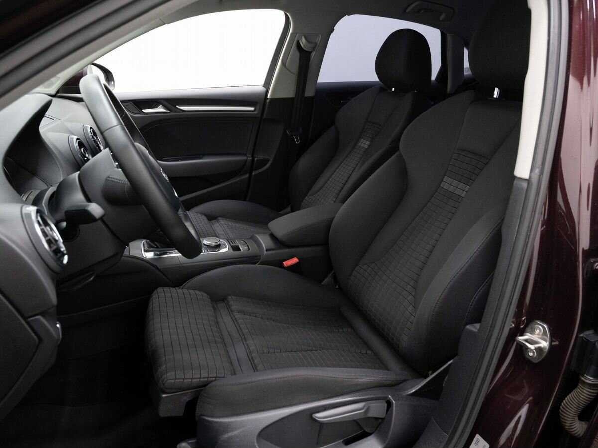 Б/У Ауди А3 2013 года. Фото: #8