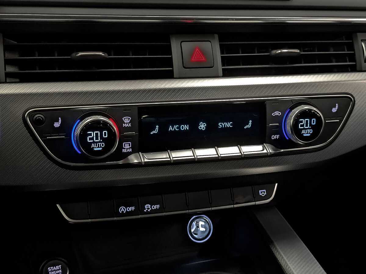 Б/У Ауди А4 2018 года. Фото: #19