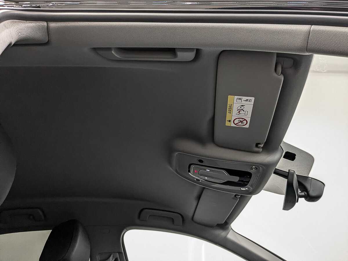 Б/У Ауди А4 2018 года. Фото: #21