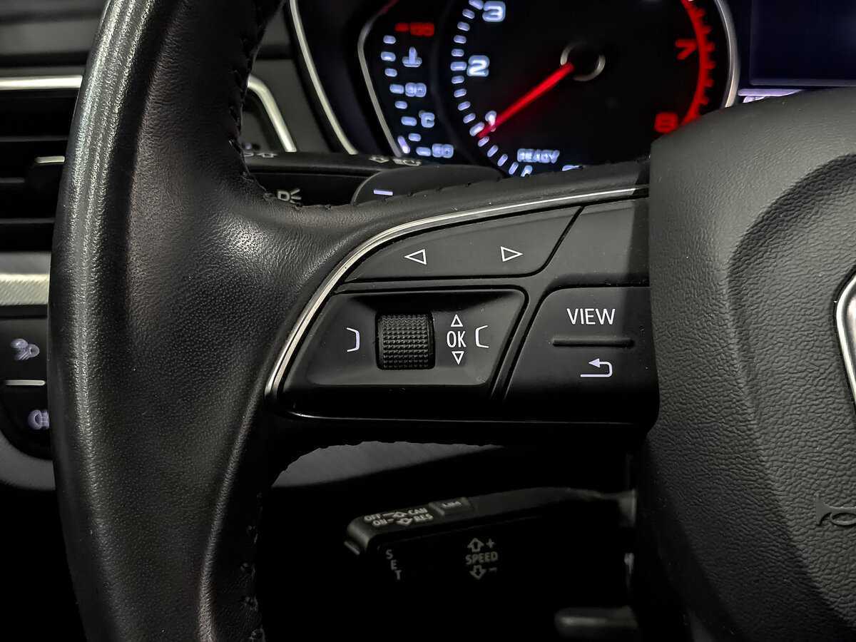 Б/У Ауди А4 2018 года. Фото: #25