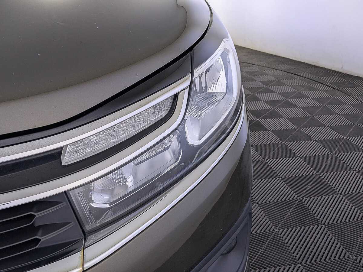 Б/У Ситроен Ц4 2018 года. Фото: #10