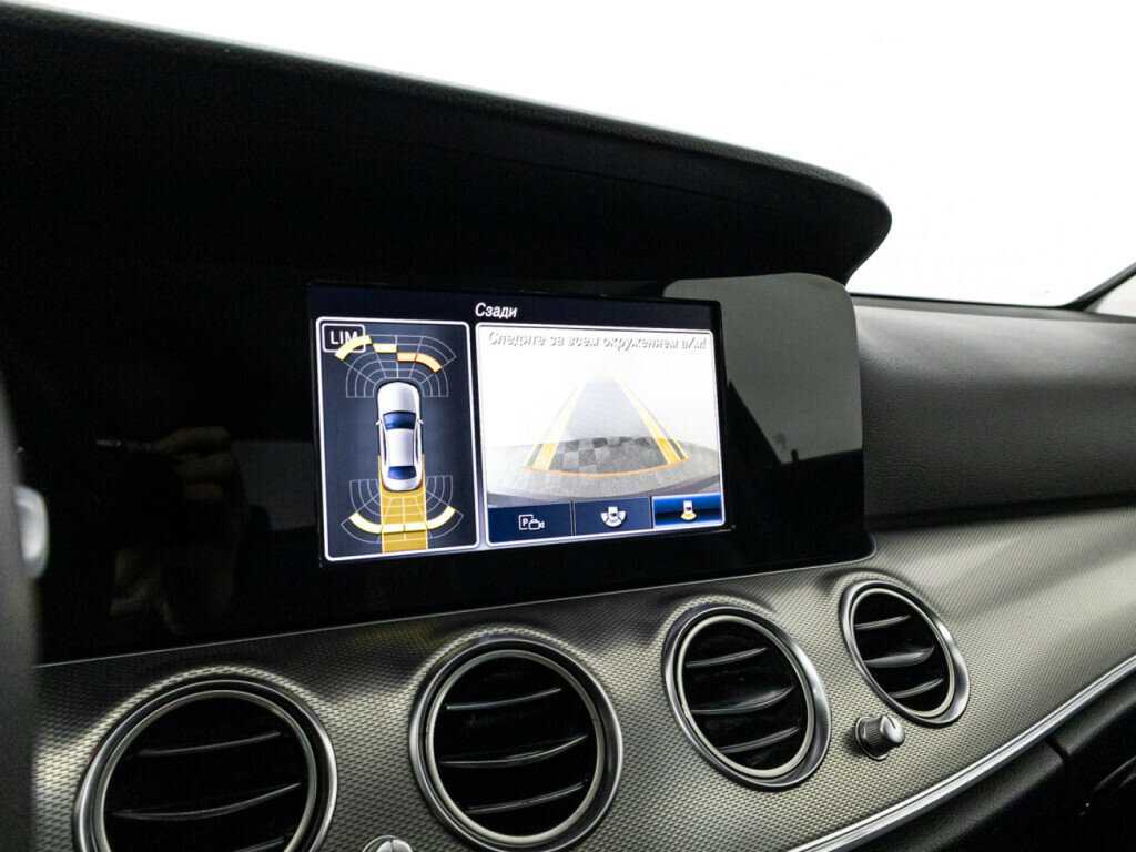 Б/У Мерседес-Бенц Е-Класс 2019 года. Фото: #15