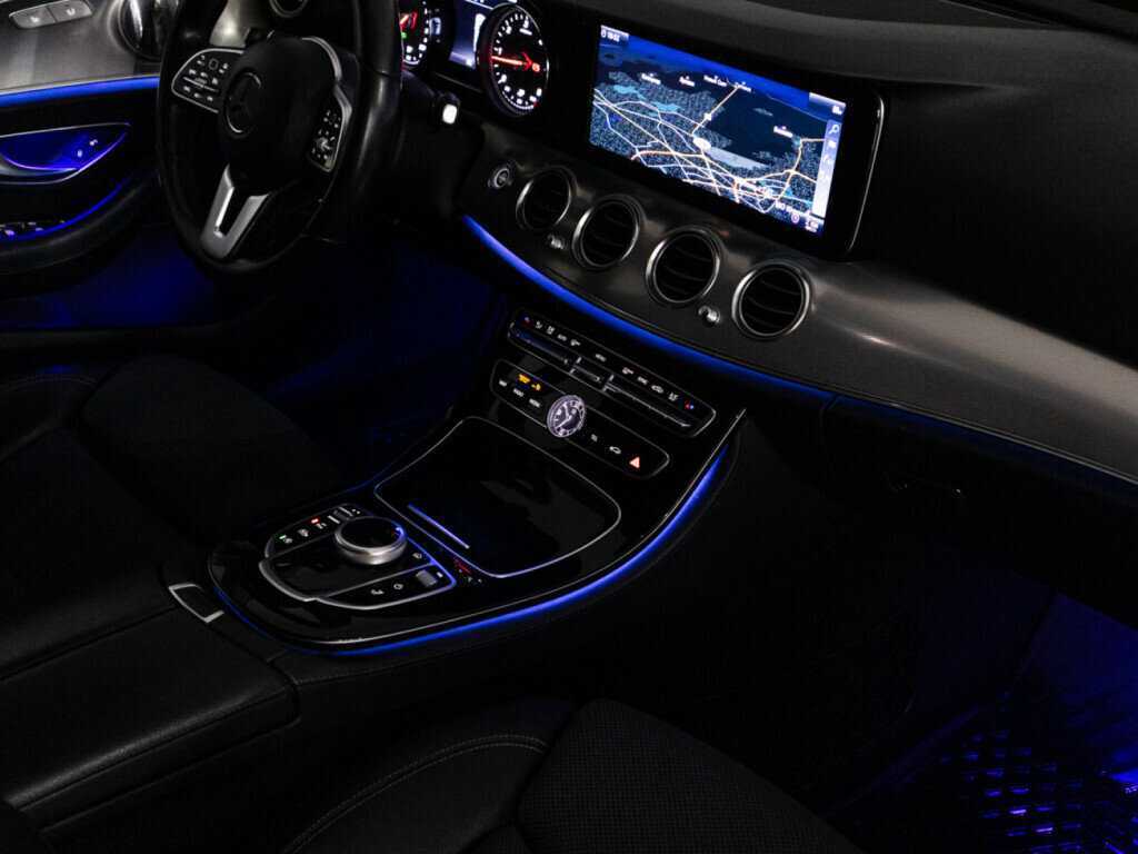 Б/У Мерседес-Бенц Е-Класс 2018 года. Фото: #24