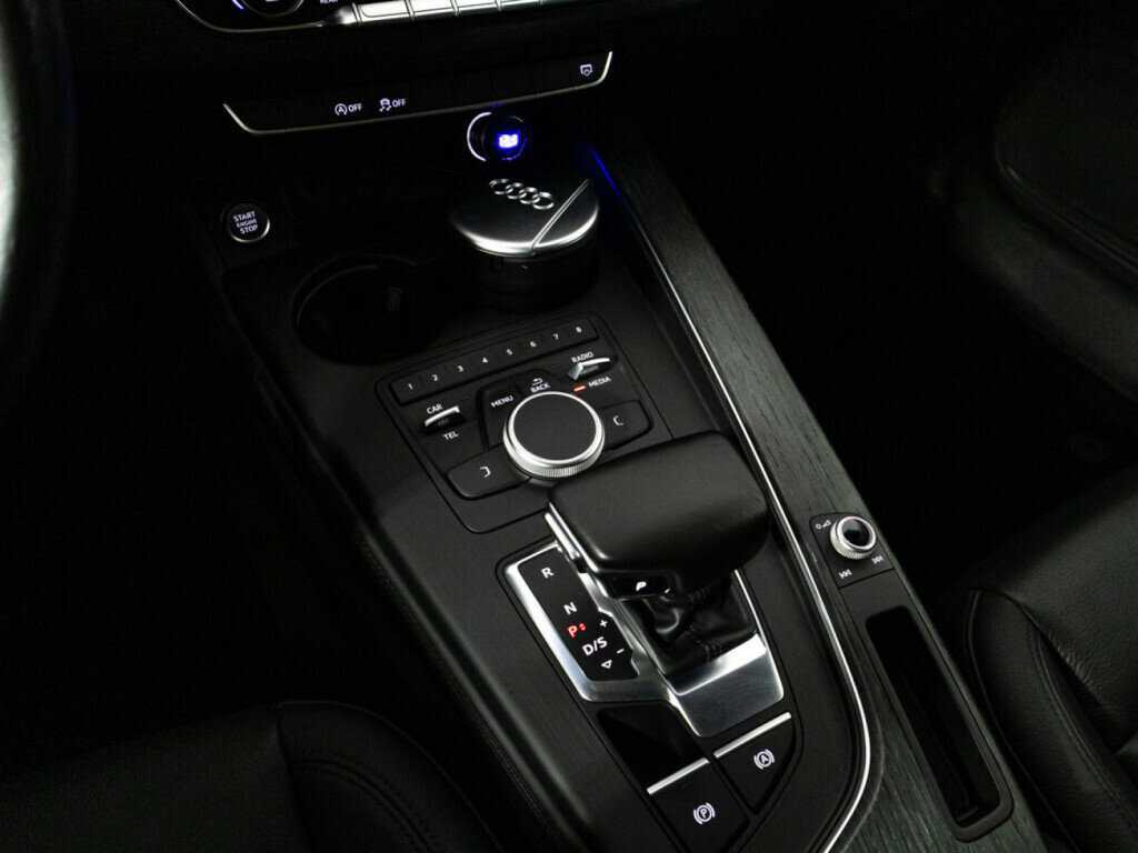 Б/У Ауди А4 2016 года. Фото: #16