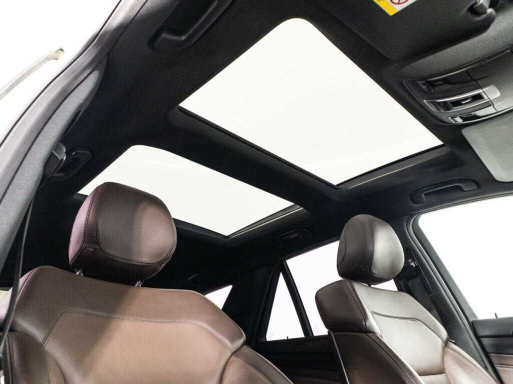 Б/У Мерседес-Бенц М-Класс 2014 года. Фото: #16