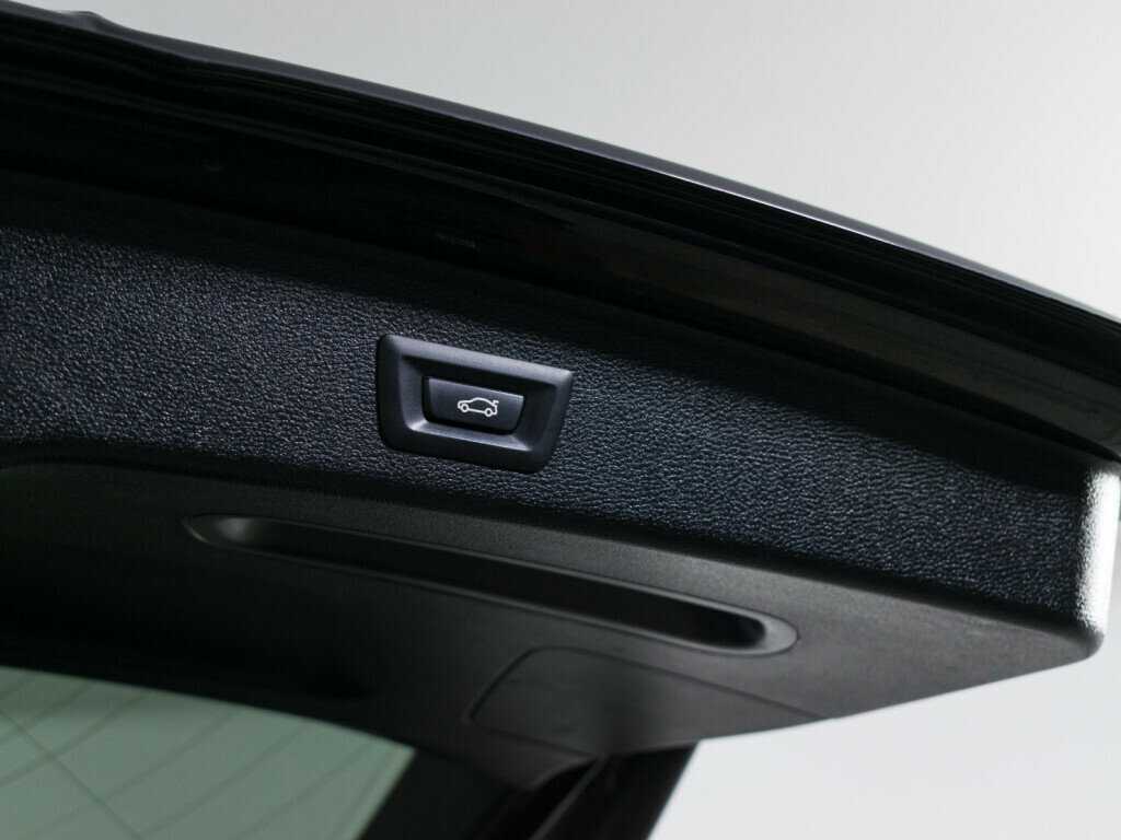 Б/У БМВ Икс3 2015 года. Фото: #7