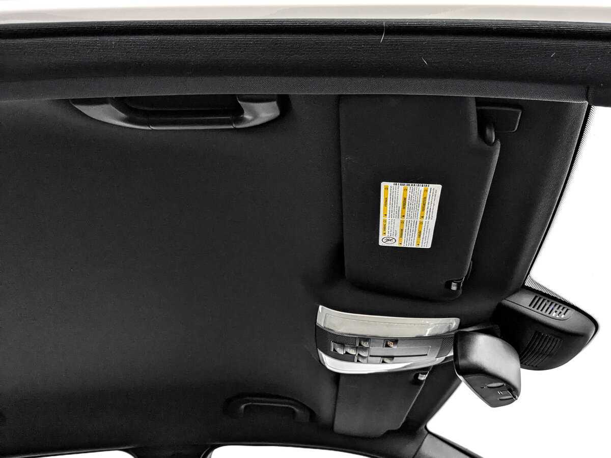 Б/У Мерседес-Бенц Ц-Класс 2012 года. Фото: #18