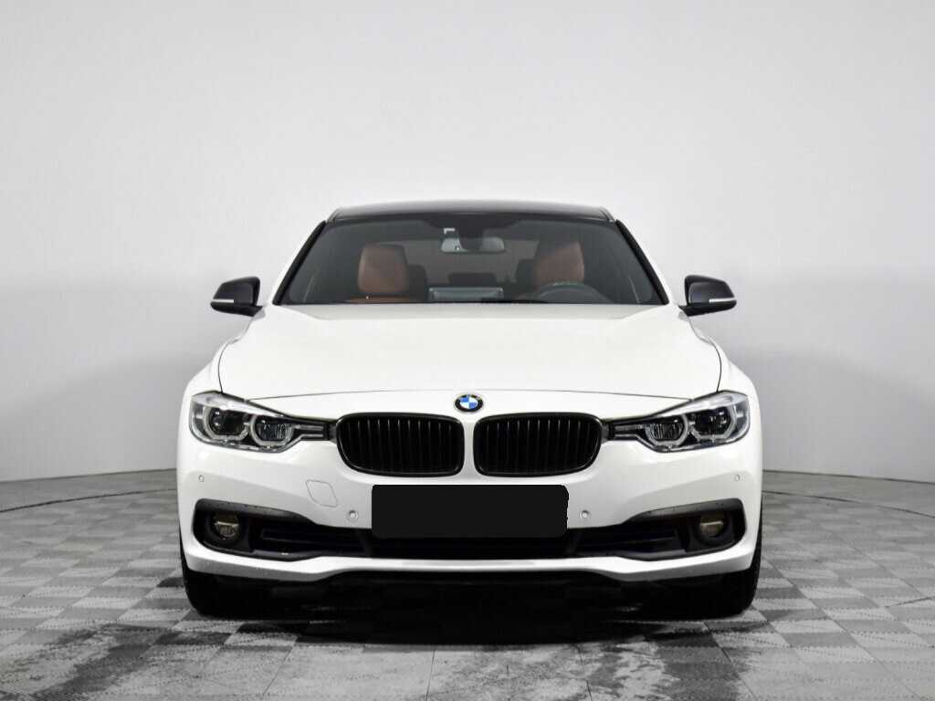 Б/У БМВ 3 серии 2017 года. Фото: #1