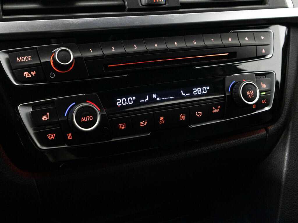 Б/У БМВ 3 серии 2016 года. Фото: #17