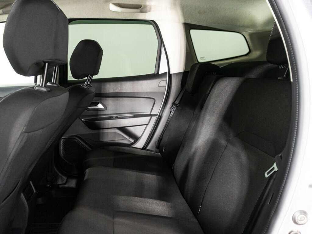 Б/У Рено Дастер 2021 года. Фото: #9