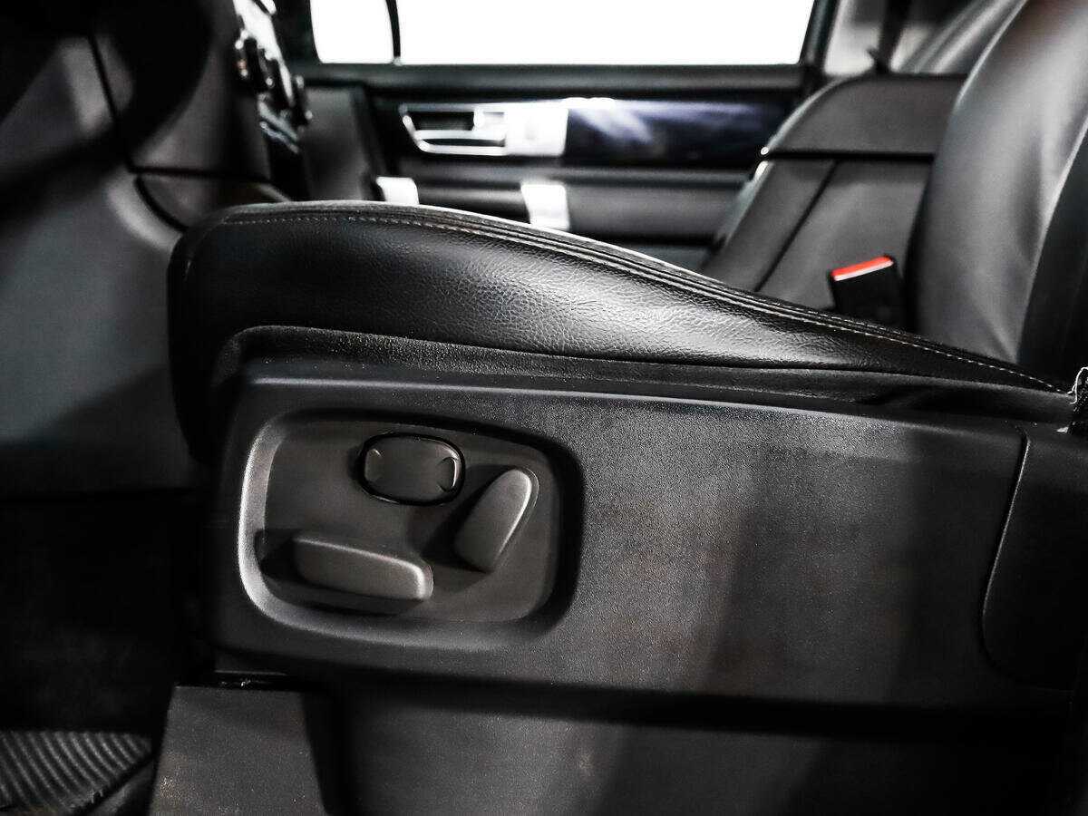 Б/У Лэнд Ровер Дискавери 2013 года. Фото: #11