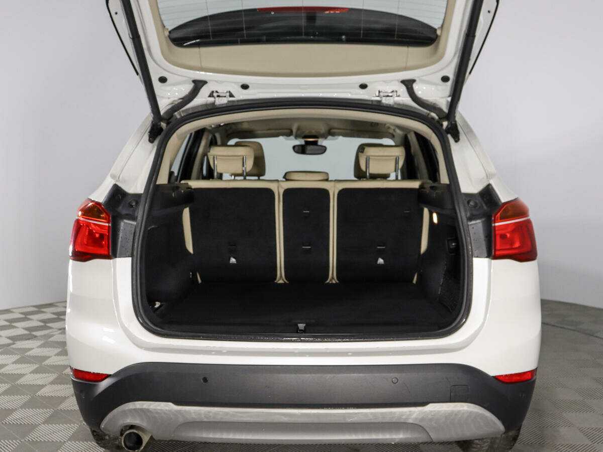 Б/У БМВ Икс1 2017 года. Фото: #16